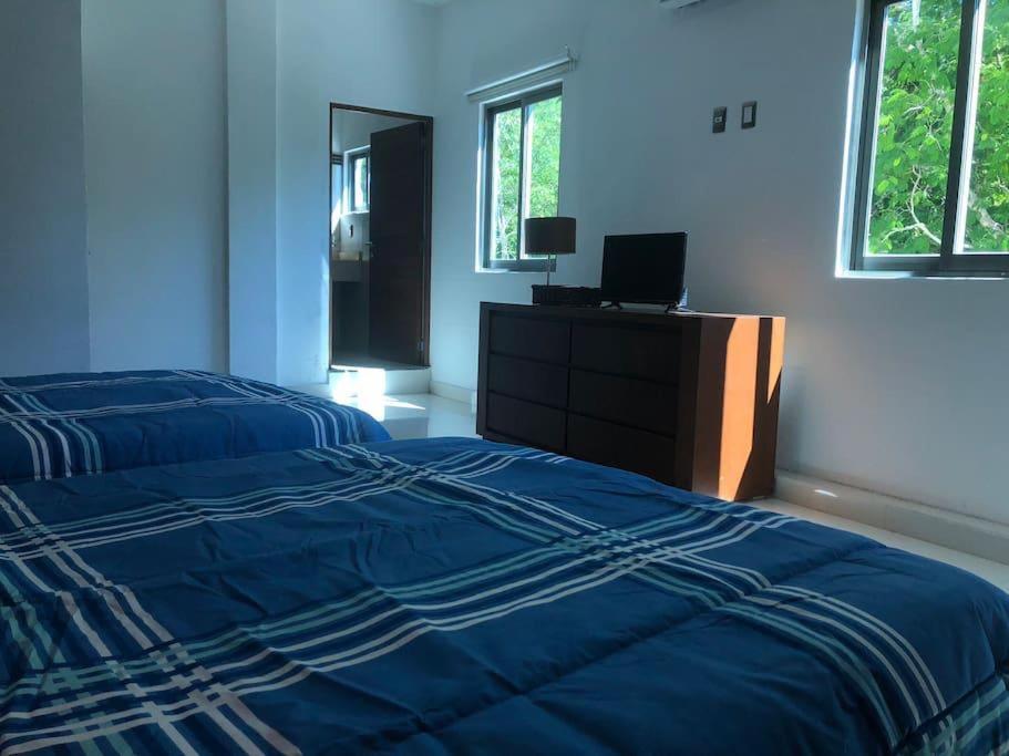 Dreibettzimmer mit eigenem externen Bad
